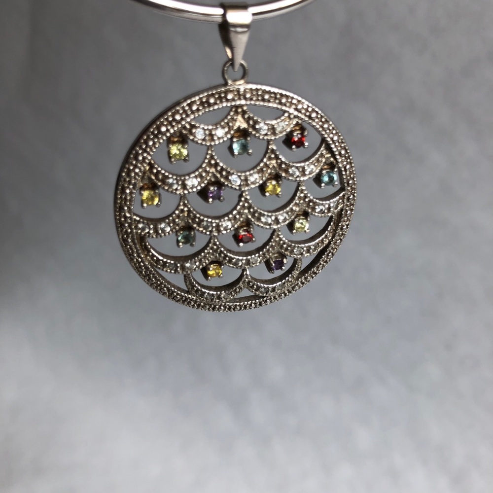 SILVER PENDANT WITH STONES